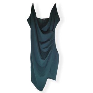 Emerald green cocktail dress. size M-L